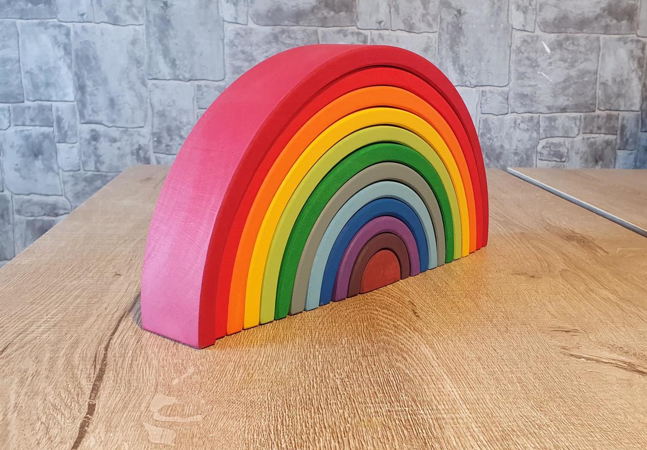 Small wooden rainbow arch for Waldorf education
